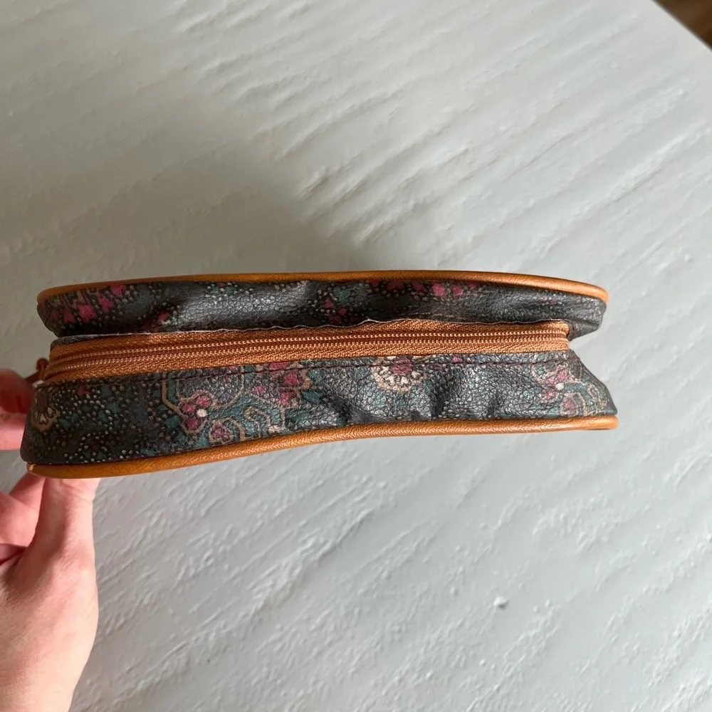Vintage Avon 1988 Gray Orange Paisley Cosmetic Travel Makeup Bag
